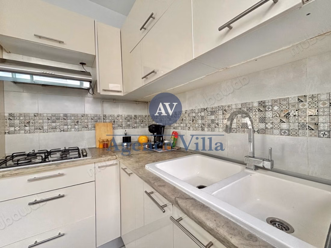A louer un appartement meublé s2 à la Marsa