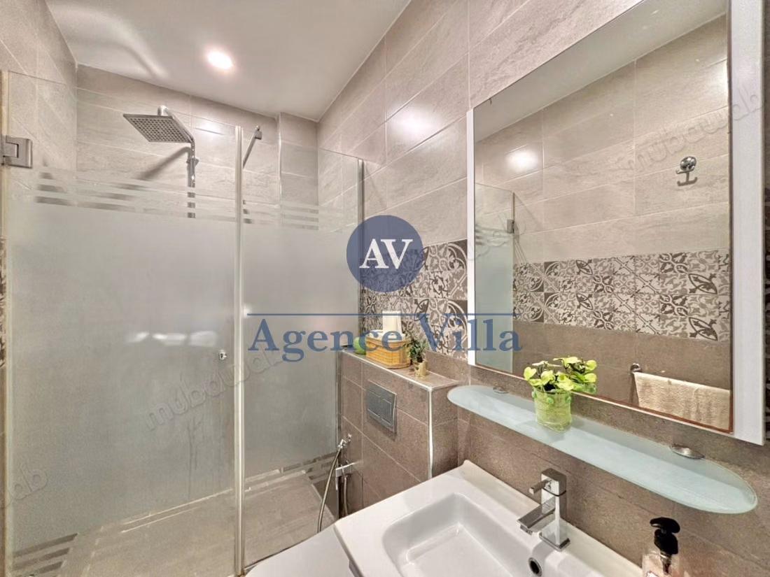 A louer un appartement meublé s2 à la Marsa