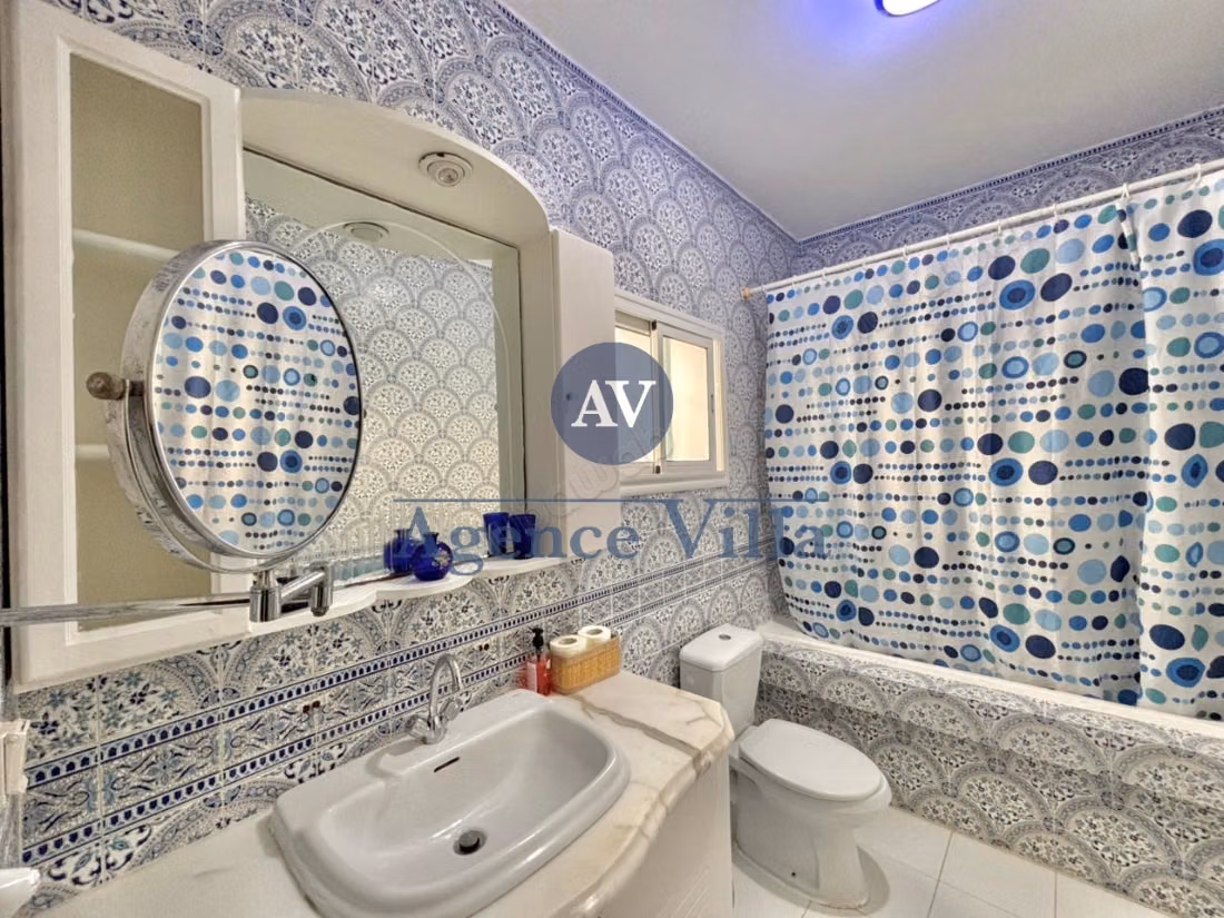 A louer un appartement meublé s2 à la Marsa