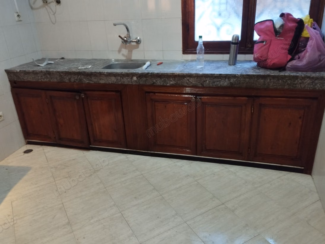 Très bel appartement en location à Ain Mezouar. 2 chambres. Belle terrasse
