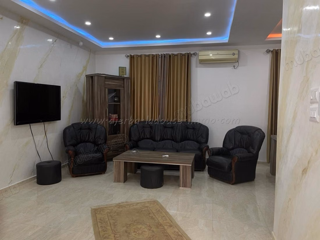 Location annuelle bel appartement S2 à Tézdaine