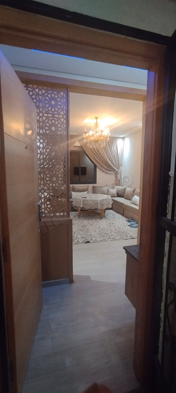 Très bel appartement en location à Hay Houda.
Superficie 60 m².
Bien meublé