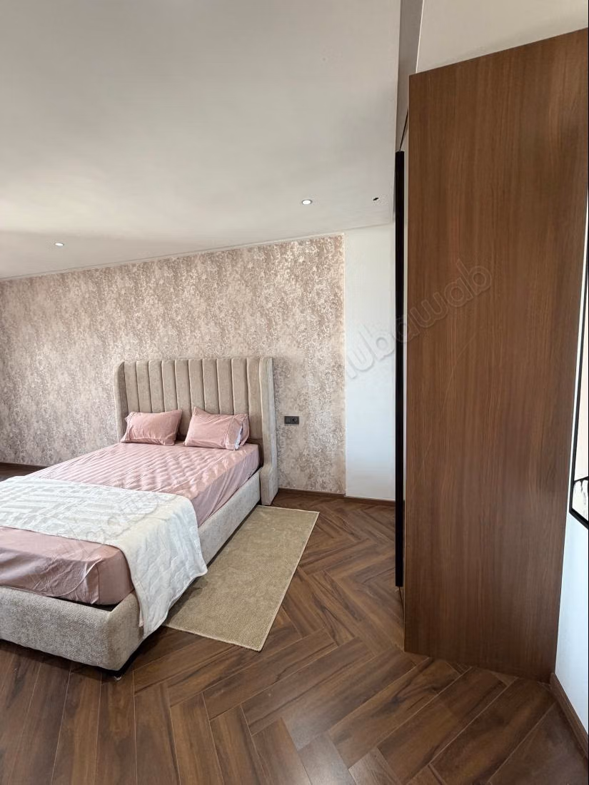 Appartement te huur in Les princesses. Totale oppervlakte 48 m². Goed gemeubileerd