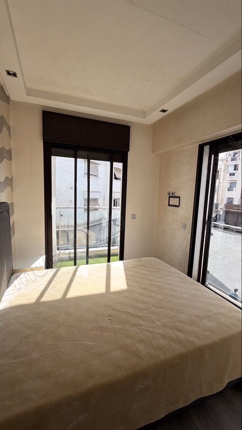 Mooie volledig gemeubileerde appartement te koop