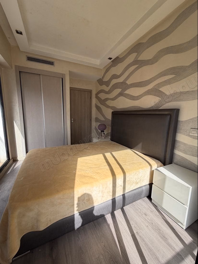 Mooie volledig gemeubileerde appartement te koop