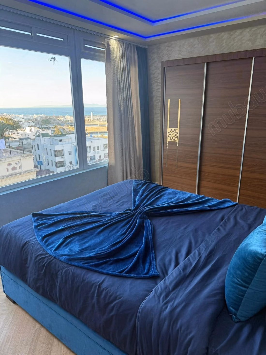 Appartement 150 m² à Centre — 22