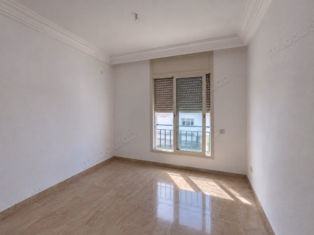 À Louer Appartement en S2 Marsa cité du stade