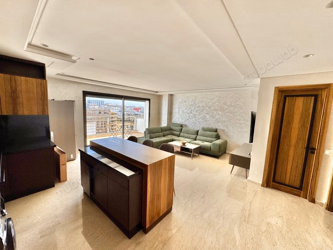 Gauthier – Estudio nuevo amueblado en alquiler