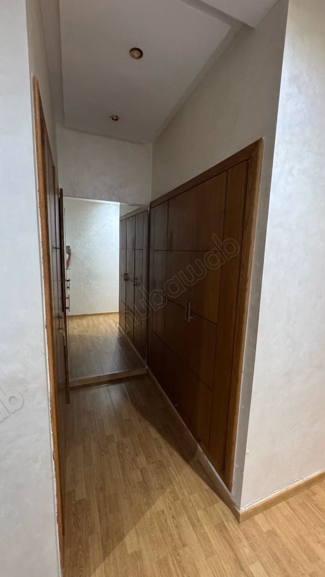 Rent this apartment in Les Hôpitaux. 3 nice rooms. Furnished