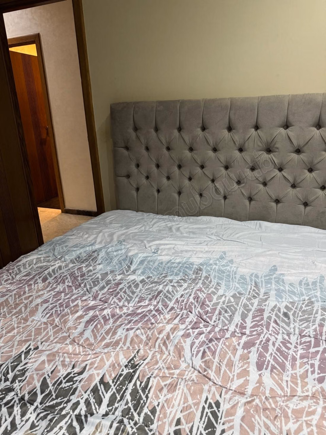 Rent this apartment in Les Hôpitaux. 3 nice rooms. Furnished