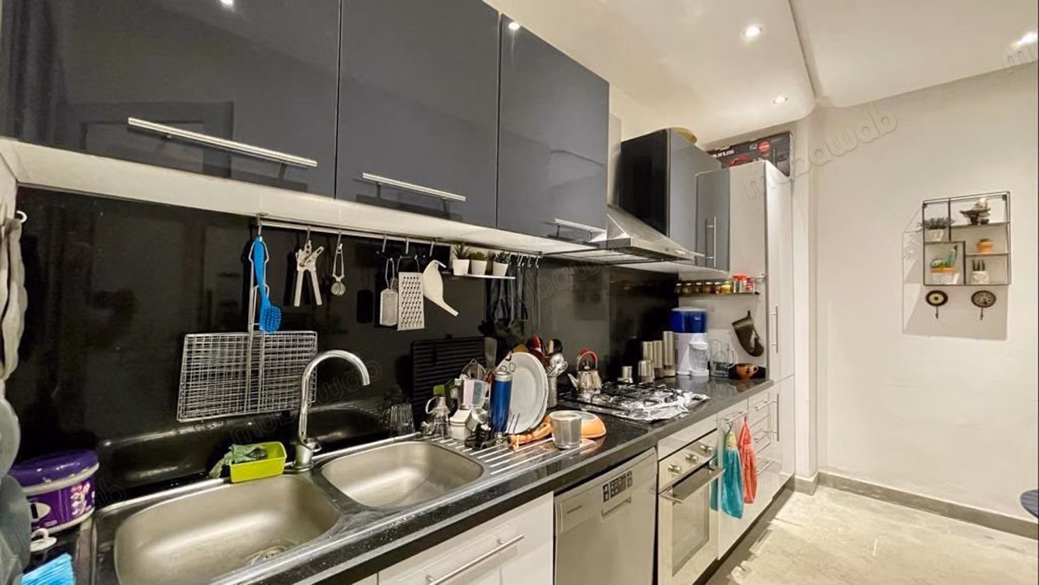 Vente d'un bel appartement à Agdal. 2 chambres. Meublé — 4