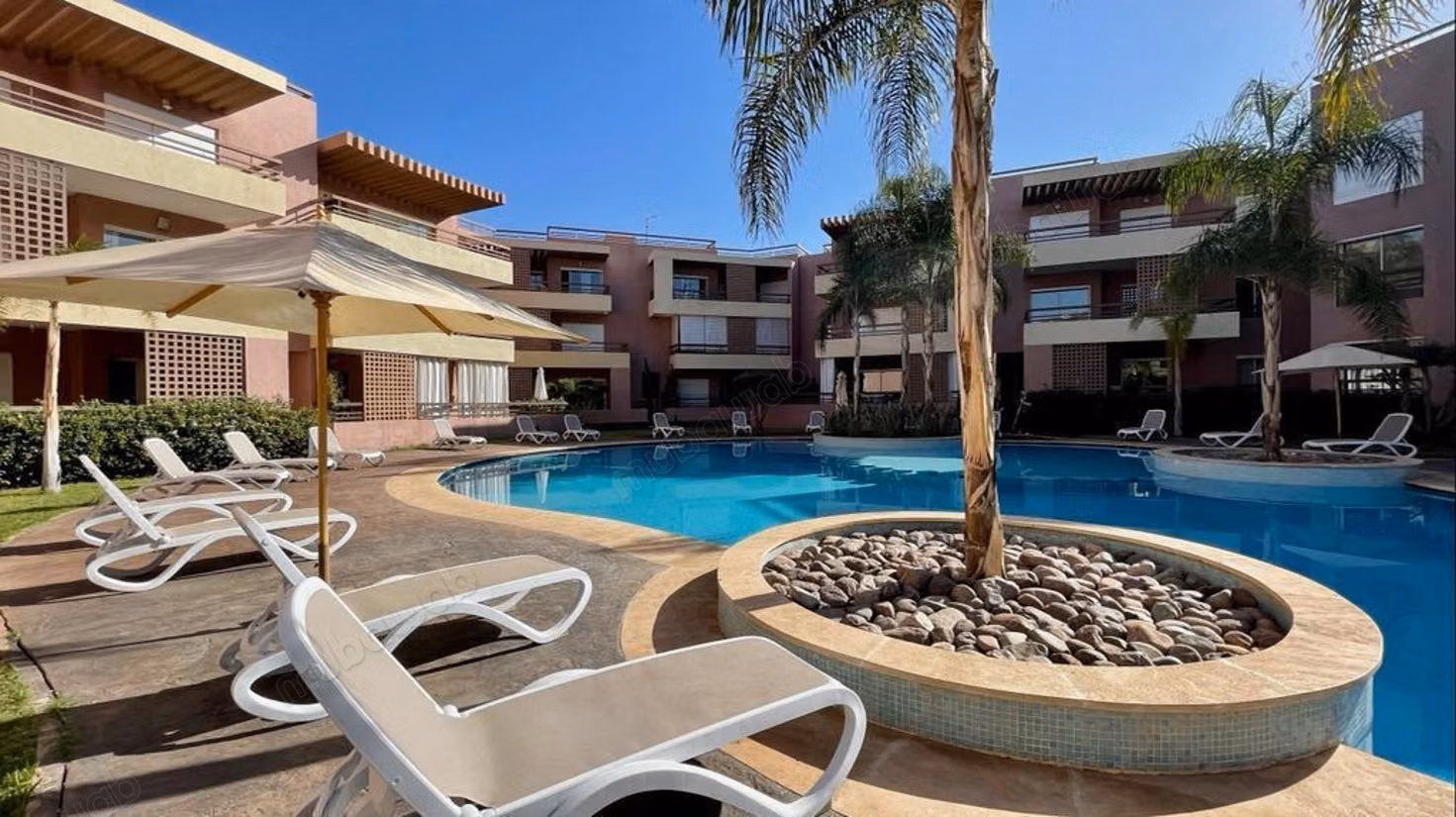 Appartement à vendre à Agdal. 2 pièces merveilleuses. Balcon et jardin