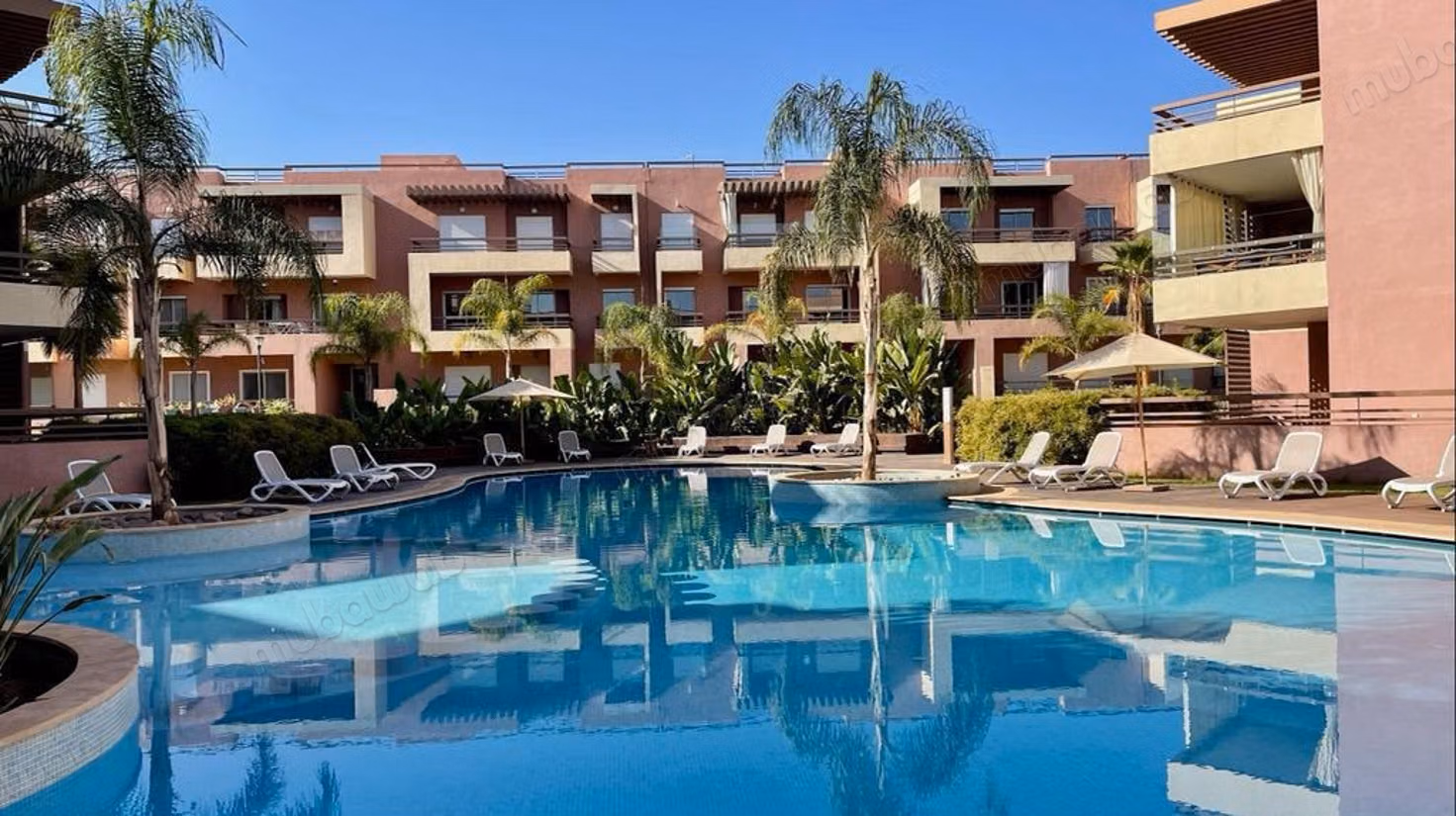 Appartement à vendre à Agdal. 2 pièces merveilleuses. Balcon et jardin — 6