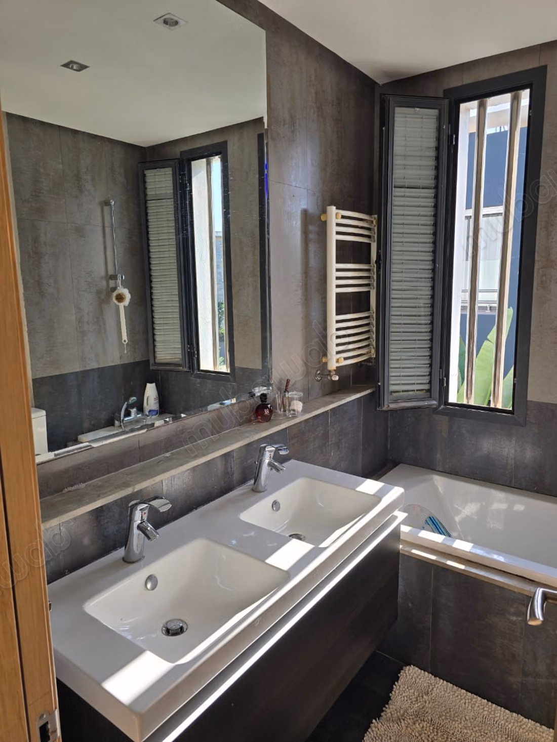 Prachtige moderne villa te koop in het mooie Bouskoura dorp