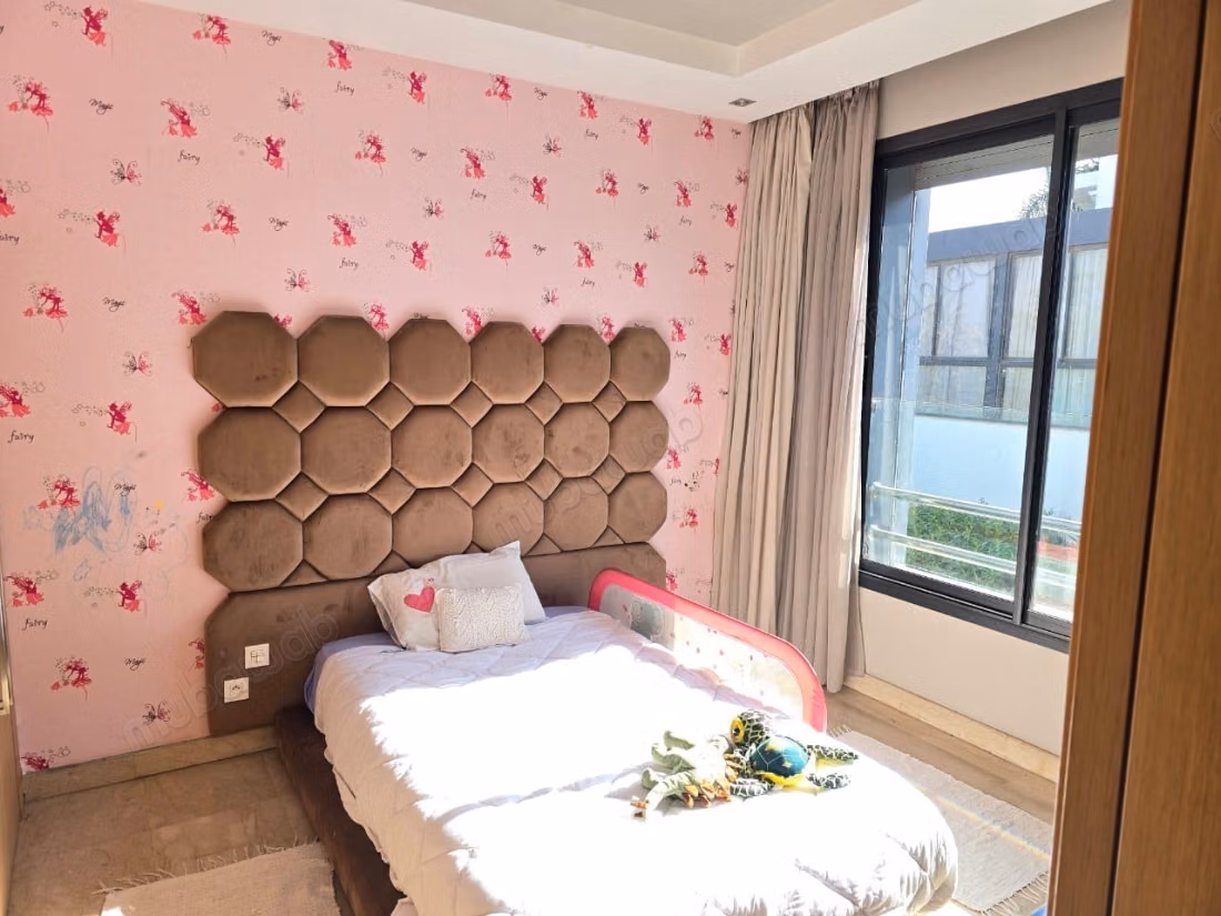 Prachtige moderne villa te koop in het mooie Bouskoura dorp
