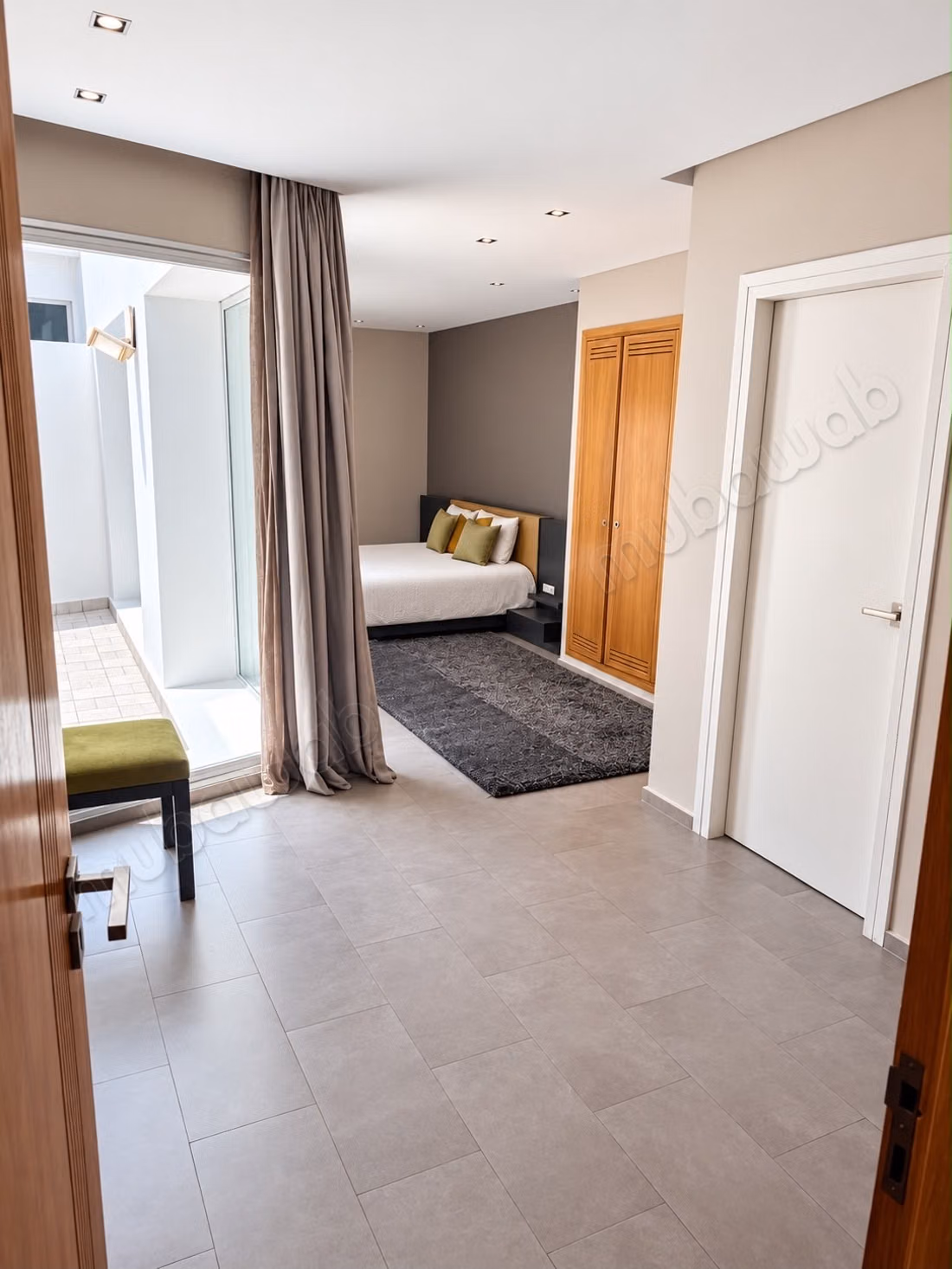 Très bel appartement de 2 chambres à vendre à Gauthier — 4