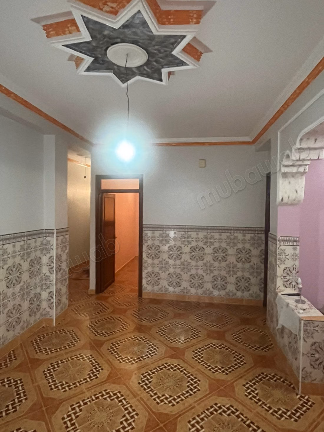 Appartement familial meublé a louer 
al hoceima