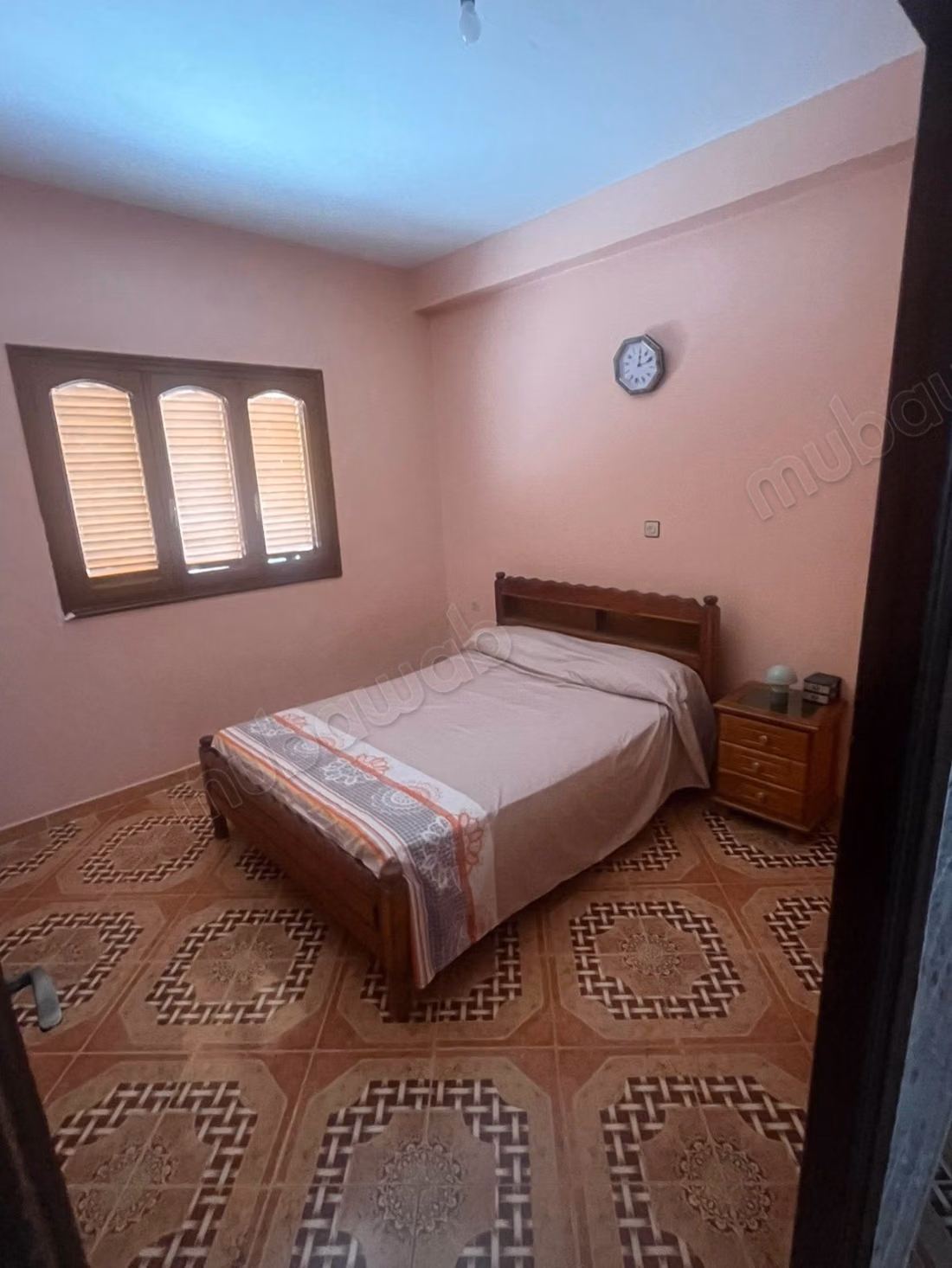 Appartement familial meublé a louer 
al hoceima