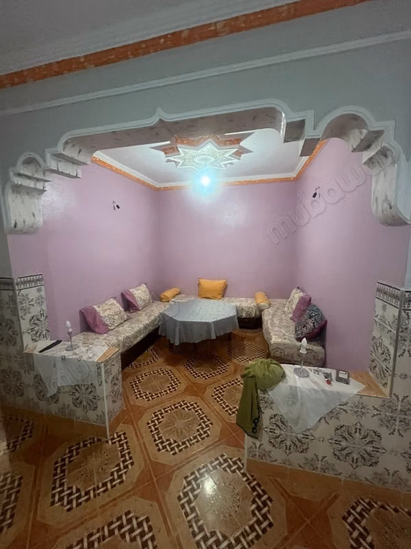 Appartement familial meublé a louer 
al hoceima