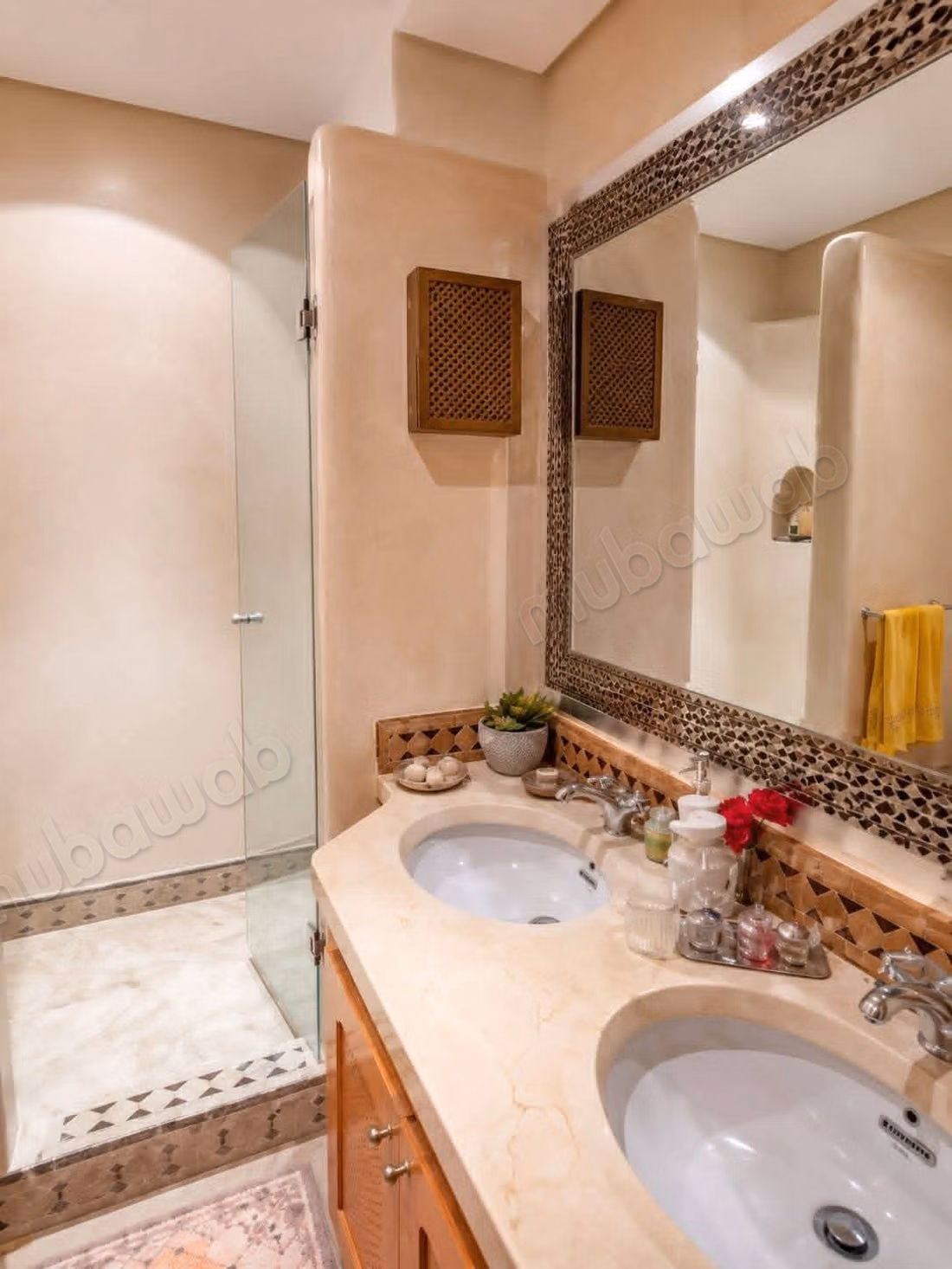 Location villa de luxe à Route Casablanca. 
3 chambres. 
Meublé