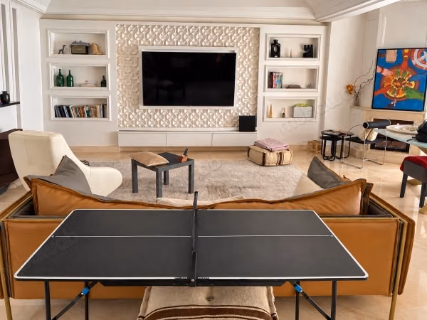 2-Bedroom Apartment with communal Swimming Pool