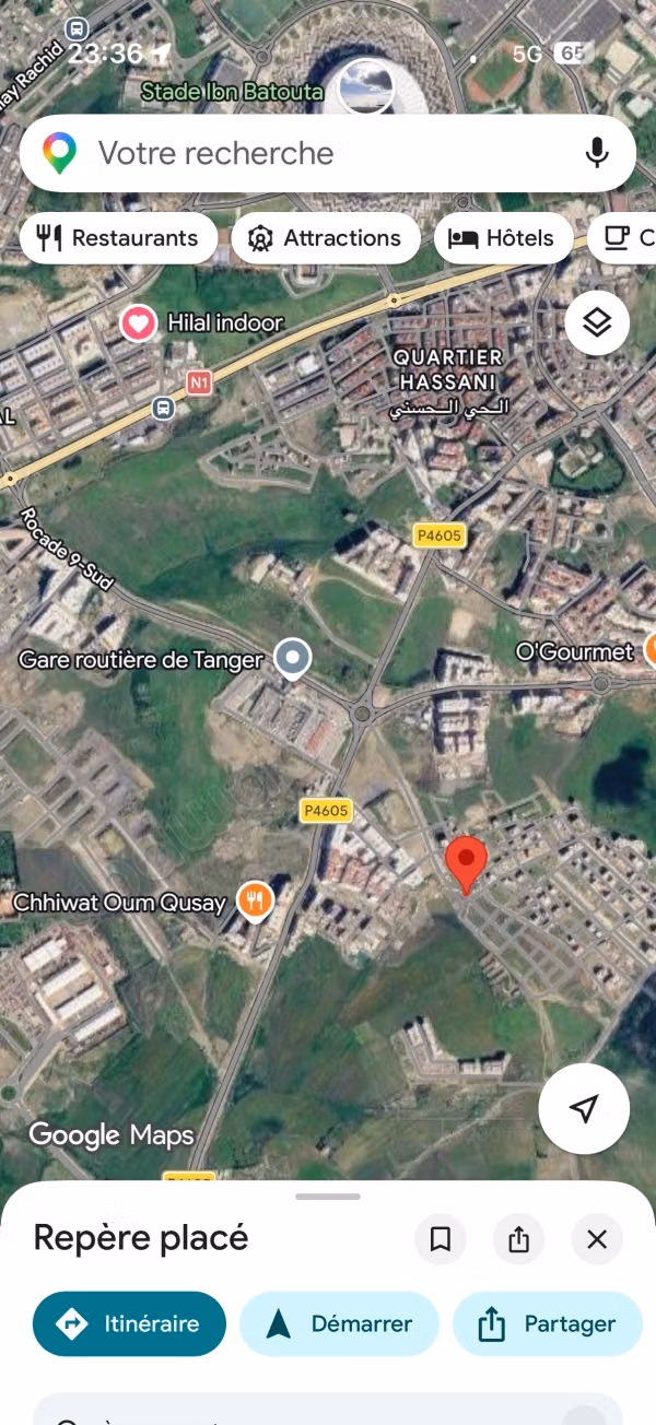 Terrain en vente à Hay Hassani.
Surface totale 341 m²
