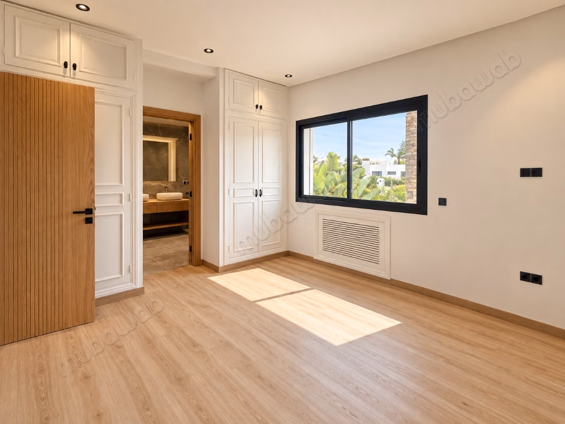 Top villa renovated with swimming pool