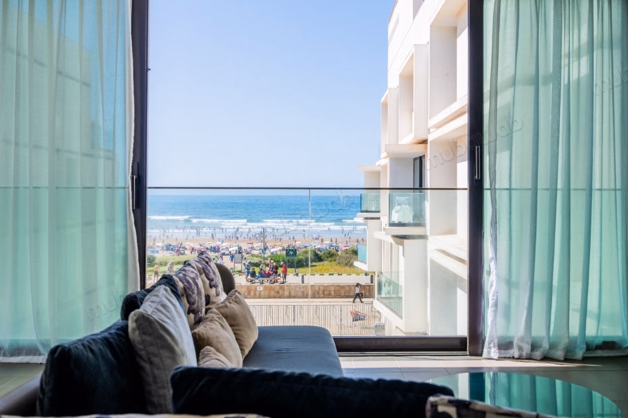 Furnished two-bedroom apartment for rent in Ain Diab with sea view