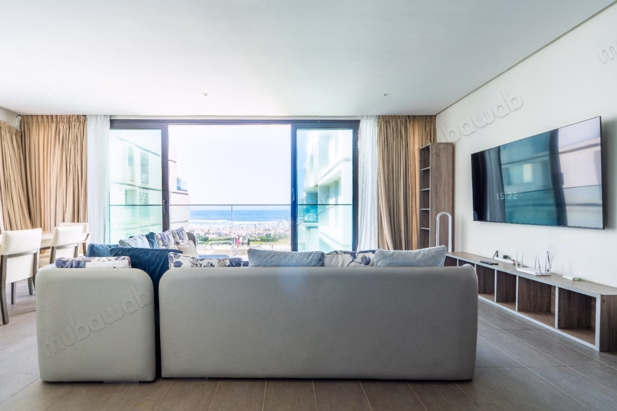 Furnished two-bedroom apartment for rent in Ain Diab with sea view