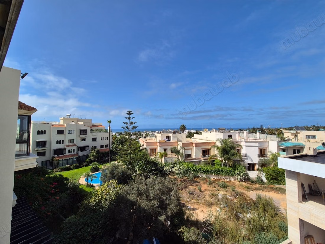 Spacious, beautiful terrace