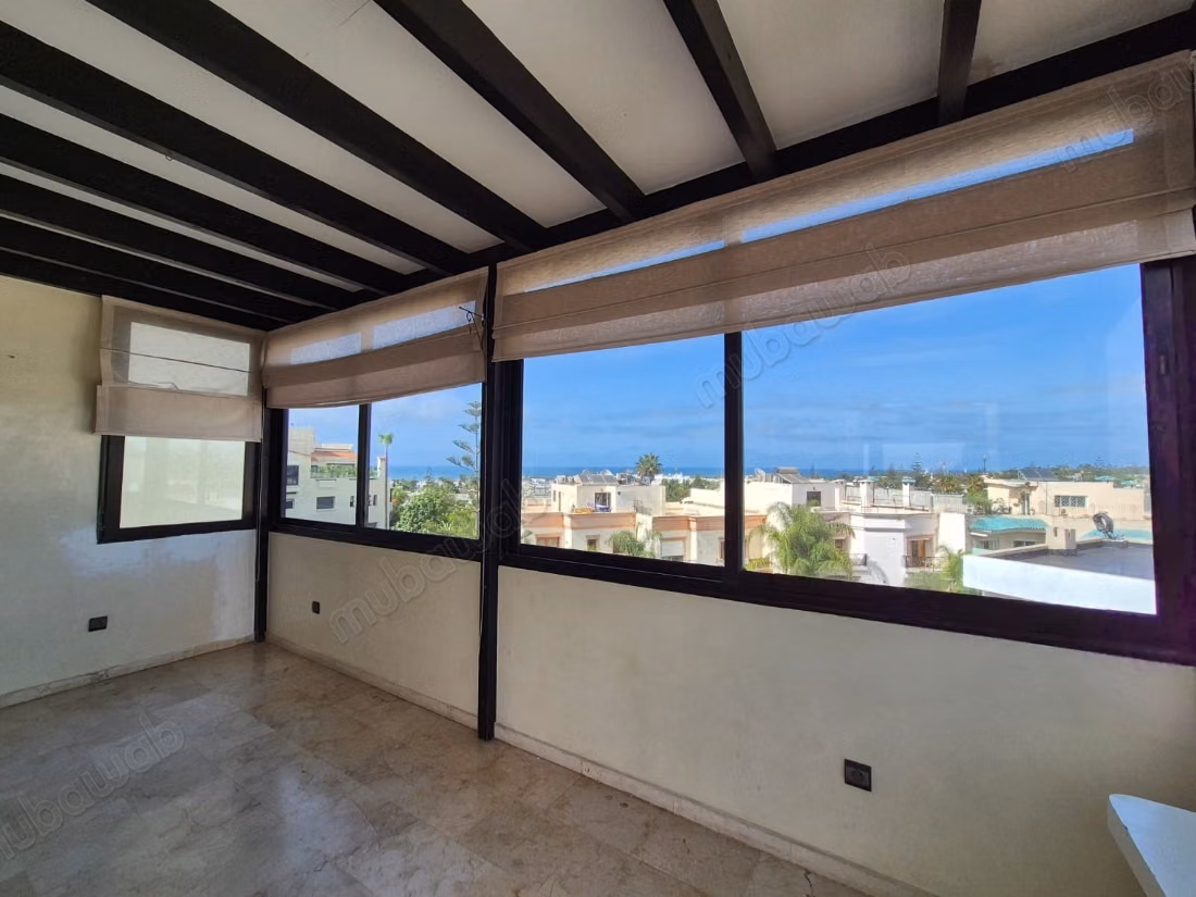 Spacious, beautiful terrace