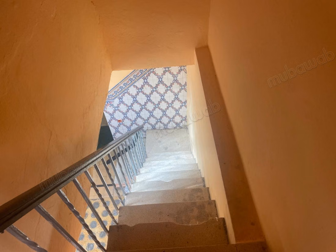 PENSION à vendre à Médina. 8 belles chambres. Vue mer IL A DEUX FASSAD PAPIER C'EST MELIKIYA