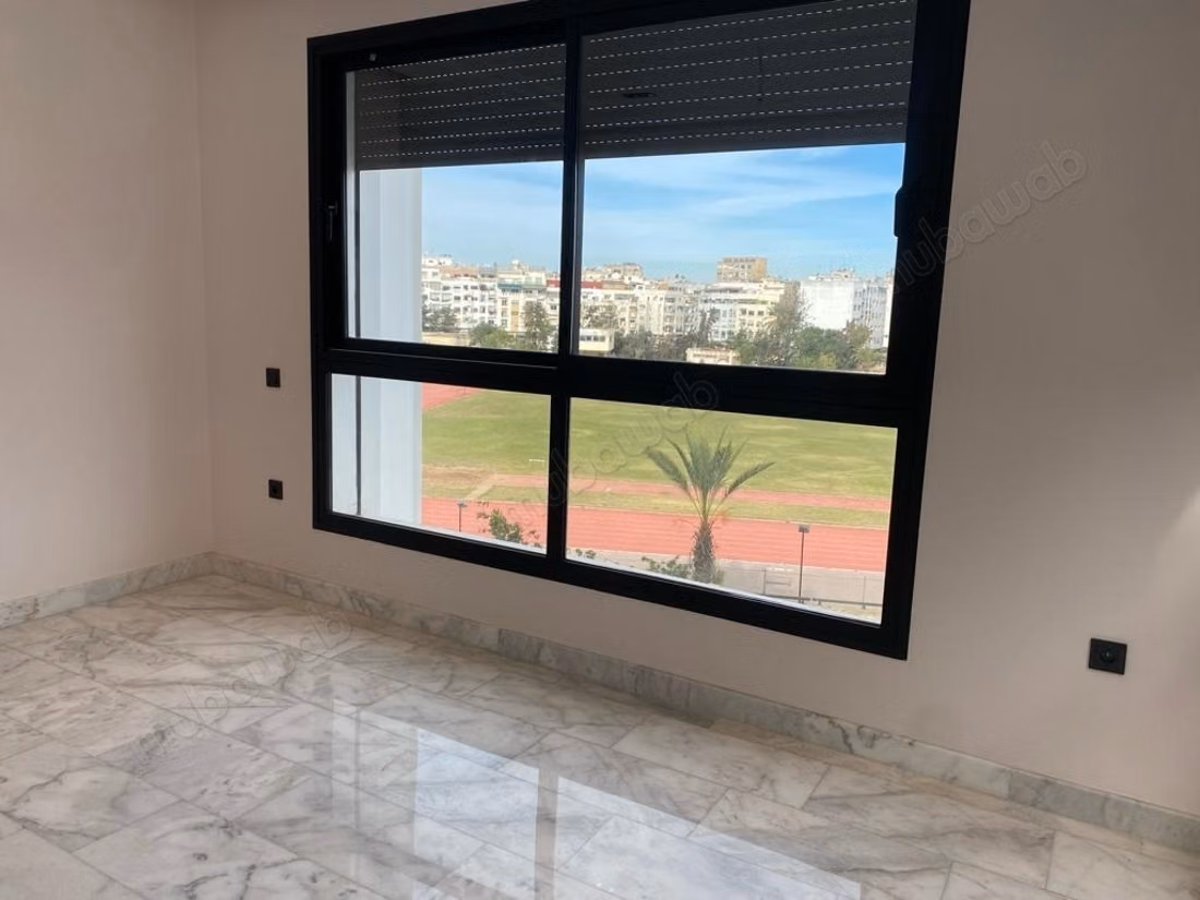 Bourgogne – Boulevard Aïn Taoujtat, mooi appartement te koop