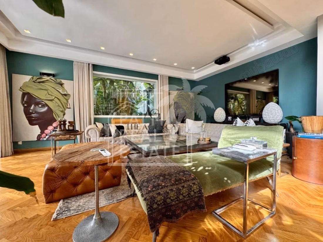 Aïn Diab – Uitzonderlijke Villa te Koop