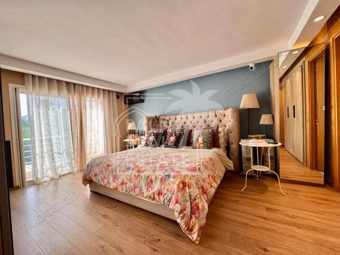 Aïn Diab – Uitzonderlijke Villa te Koop