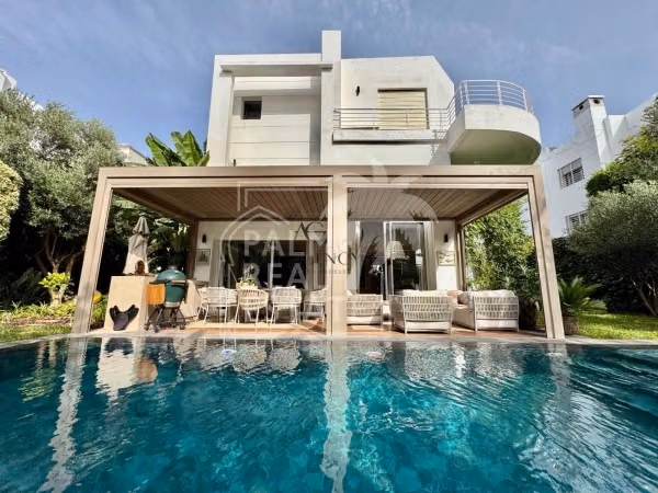 Aïn diab – villa d’exception à la vente
