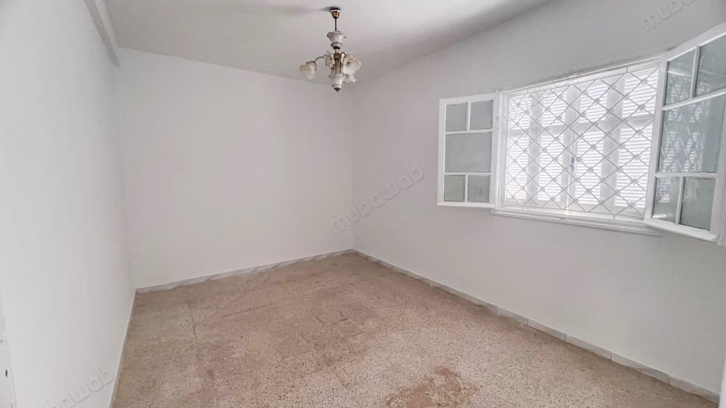 Semi-detached house for sale