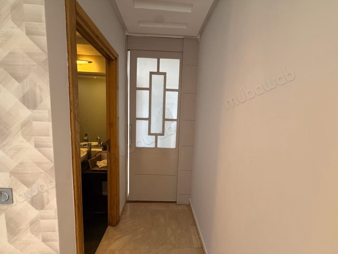 Very nice apartment for rent in Ain Diab. 4 large rooms. Furnished