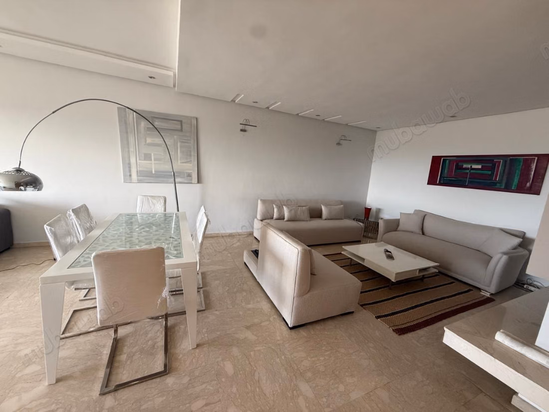 Very nice apartment for rent in Ain Diab. 4 large rooms. Furnished
