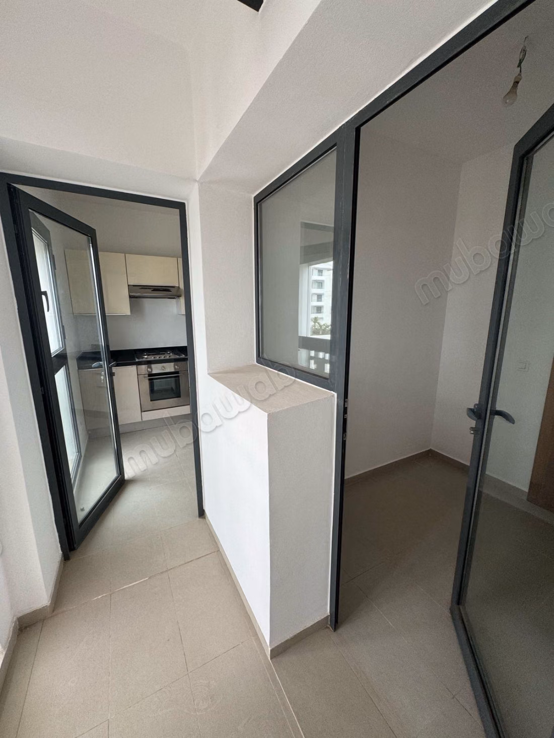 Apartment for rent in Casablanca Finance City. 3 pleasant bedrooms. Terrace and elevator