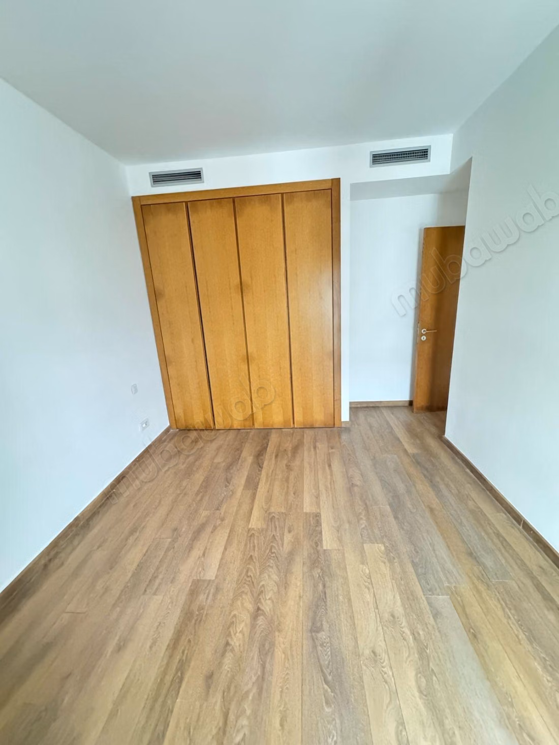 Apartment for rent in Casablanca Finance City. 3 pleasant bedrooms. Terrace and elevator
