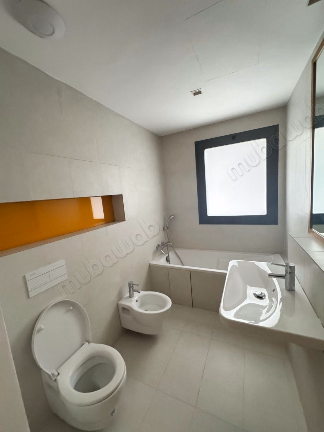 Apartment for rent in Casablanca Finance City. 3 pleasant bedrooms. Terrace and elevator
