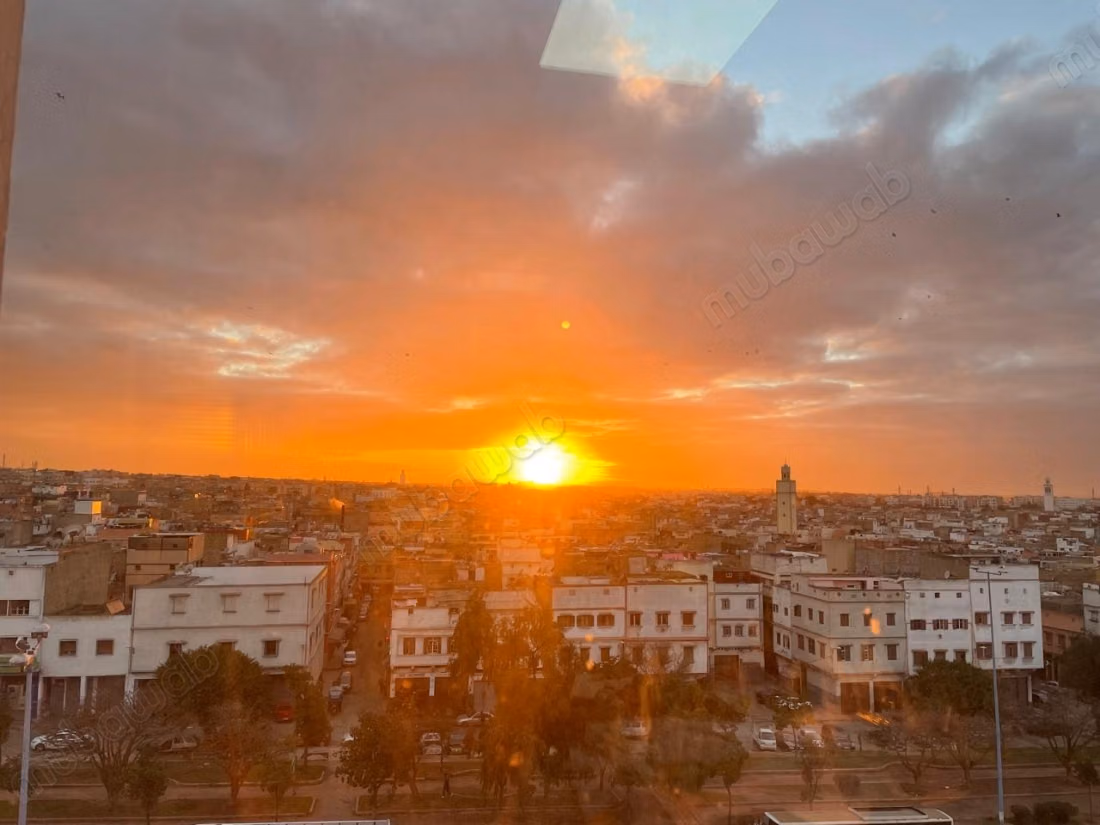 Plateau de 148 m² au 6e étage, Casablanca Titré