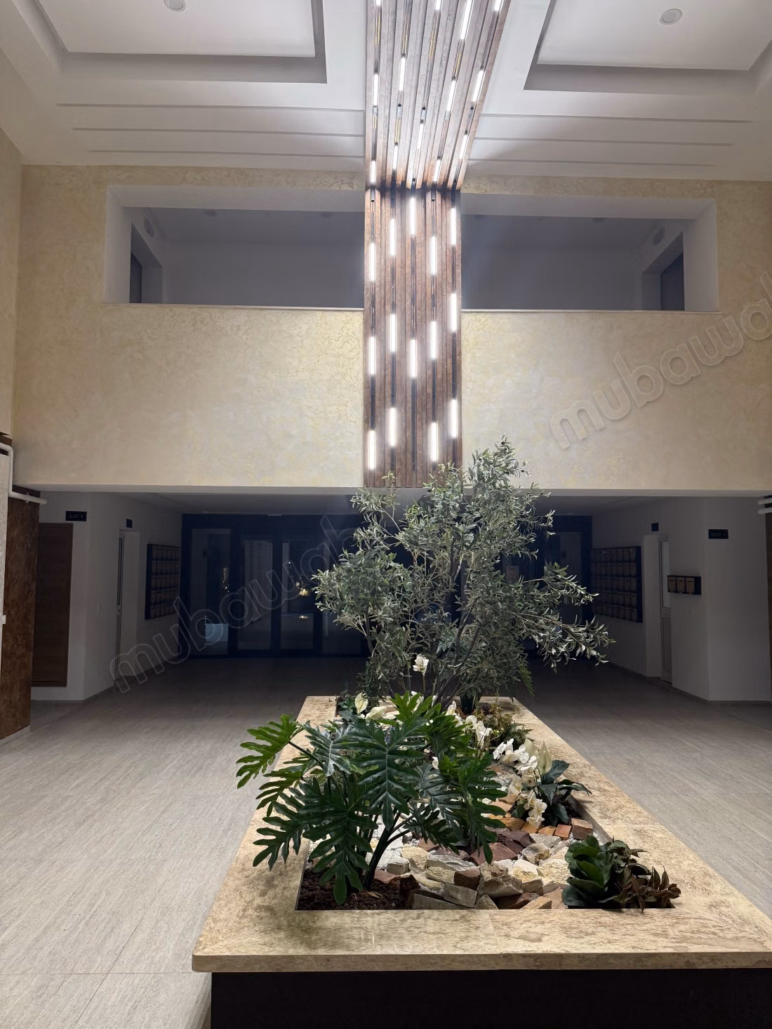 Location saisonnière à Cité El Wafa. 
Surface totale 78 m². 
Porte sécurisée et chauffage central