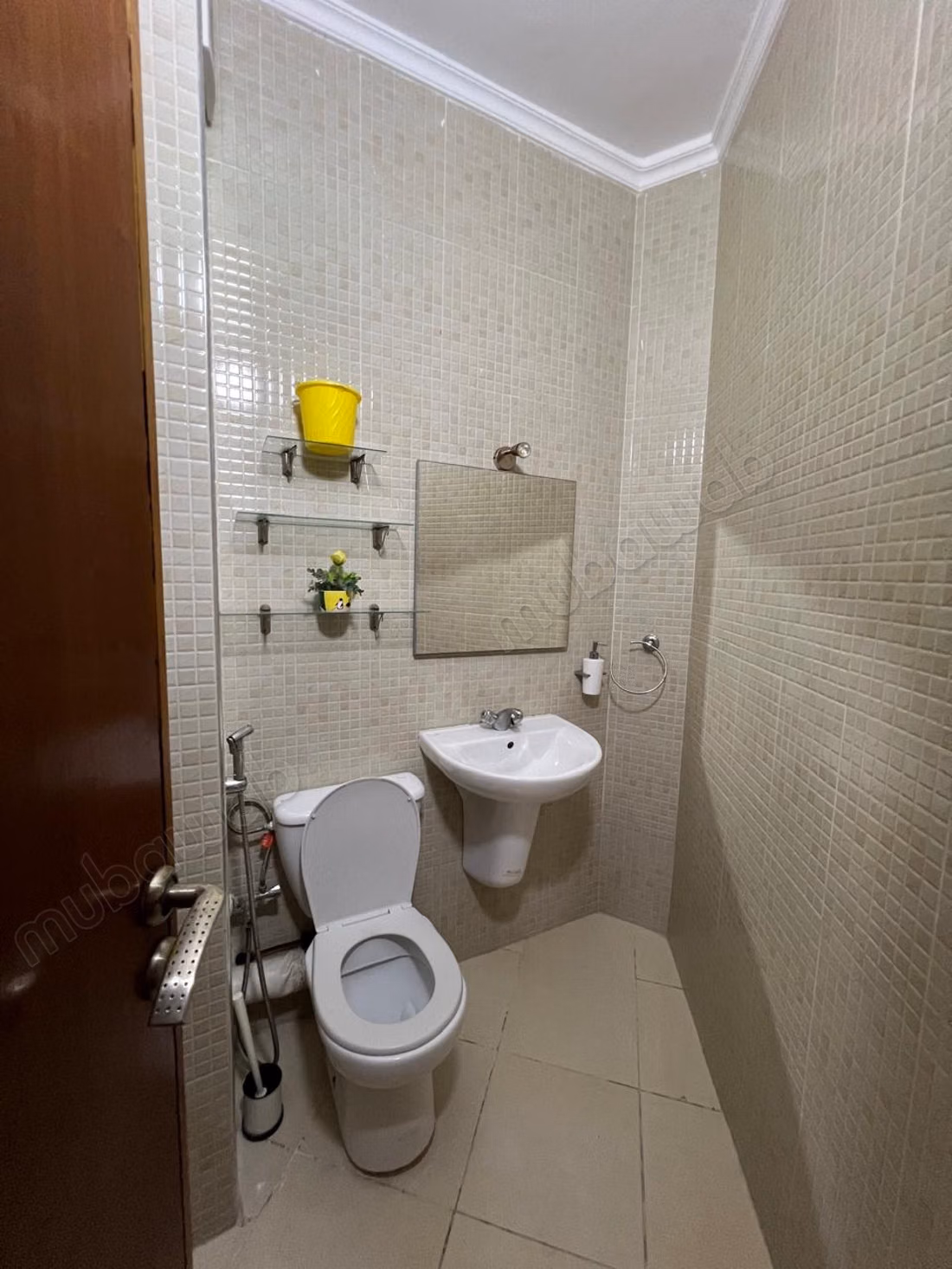 Superb apartment for rent in Hay Salam. 3 rooms. Furnished