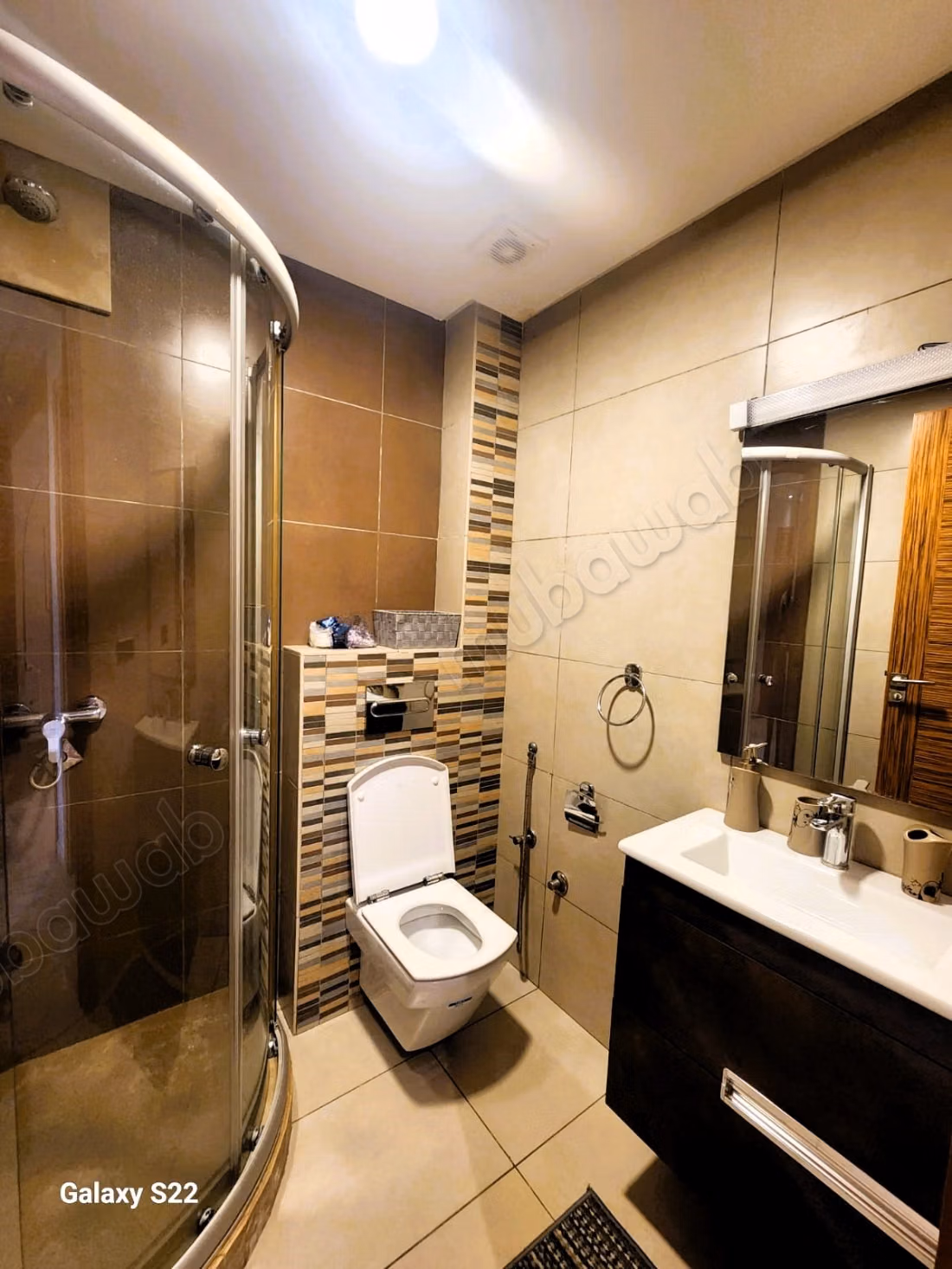 Apartamento de 2 habitaciones salón amueblado de lujo en Bourgogne Ouest
