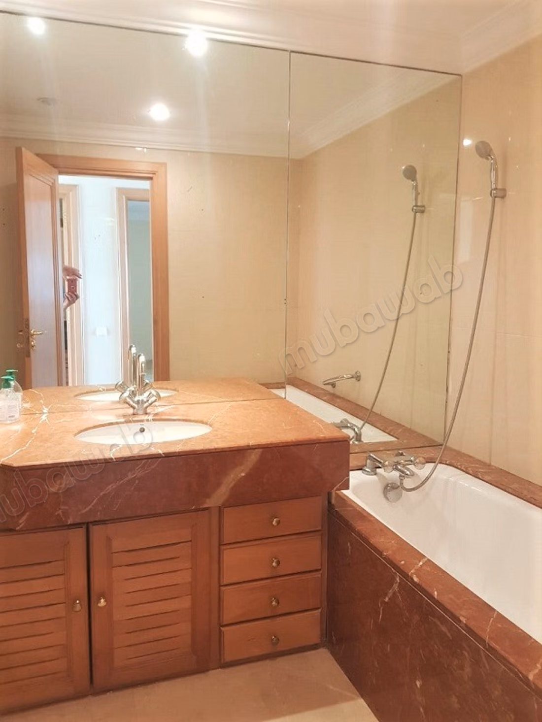 Luxe lege appartement van 82m2 op Bd Anfa nabij Lyautey High School