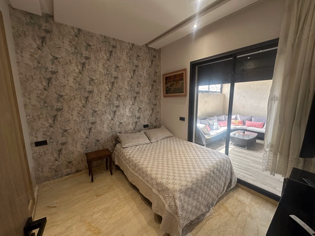 Monolocale in affitto a Oasis. 66 m². Ben arredato