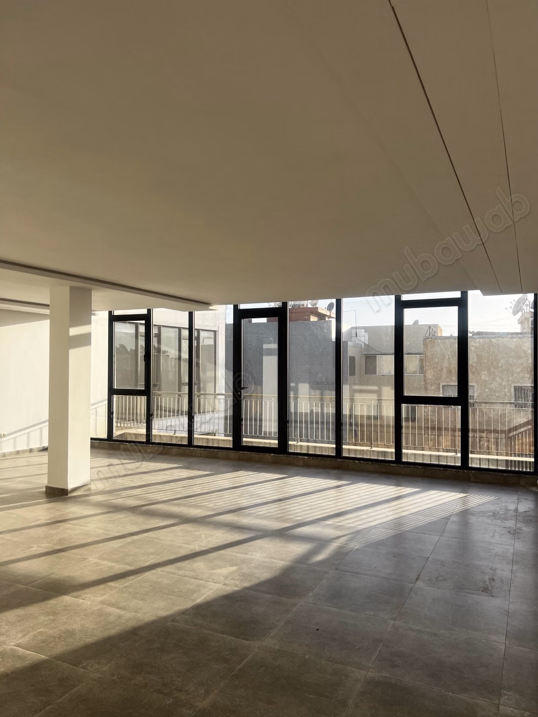 Bureau haut standing à louer – the gold center, boulevard el qods