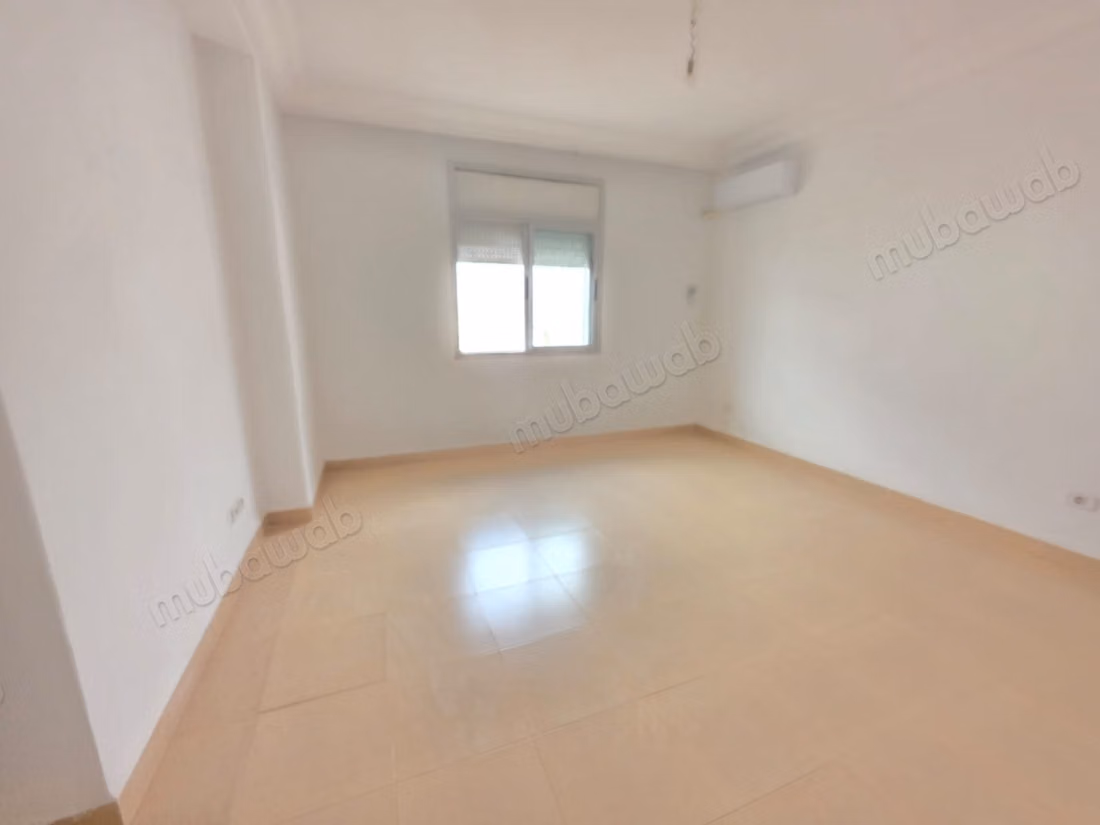 Appartement non meublé s3 à Baraket sahel